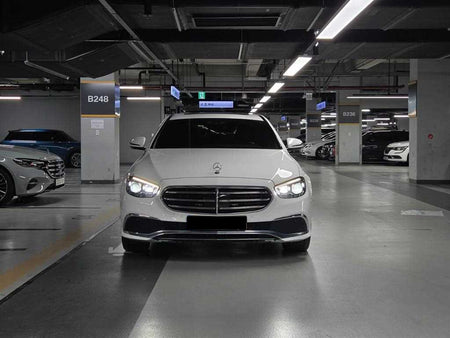 Mercedes-Benz E-Class — photo 02