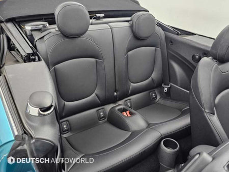 Mini Cooper Convertible — photo 12