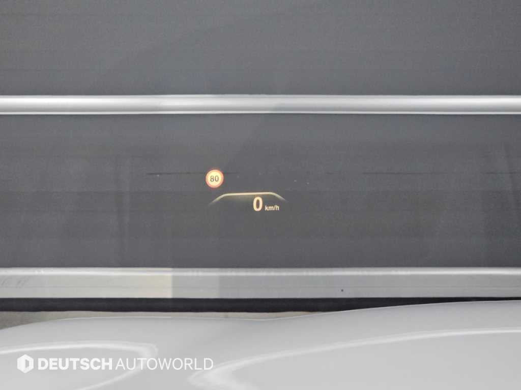 BMW 5-Series — photo 17
