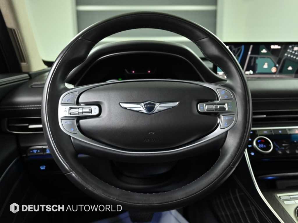 Genesis GV80 — photo 13