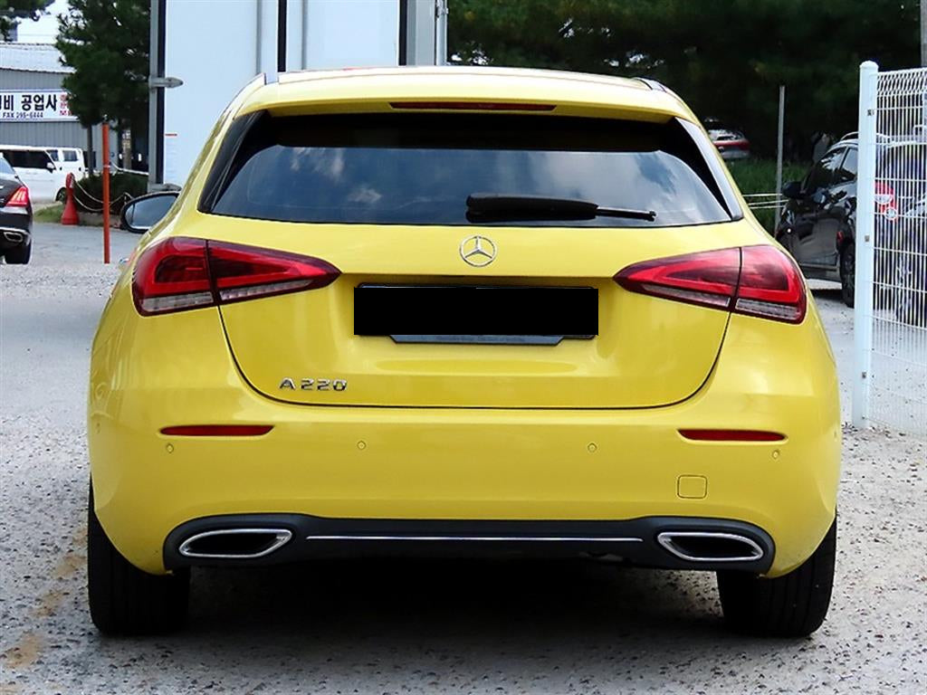 Mercedes-Benz A-Class — photo 04