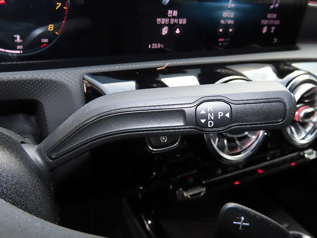 Mercedes-Benz A-Class — photo 10