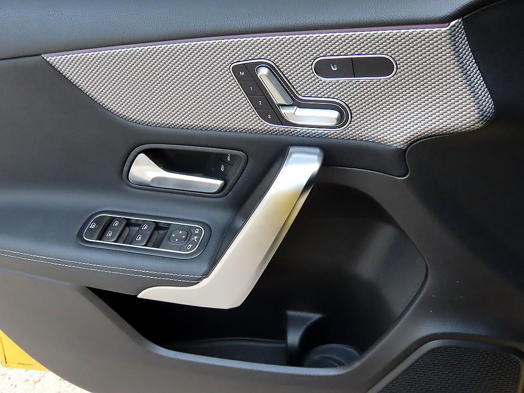 Mercedes-Benz A-Class — photo 12
