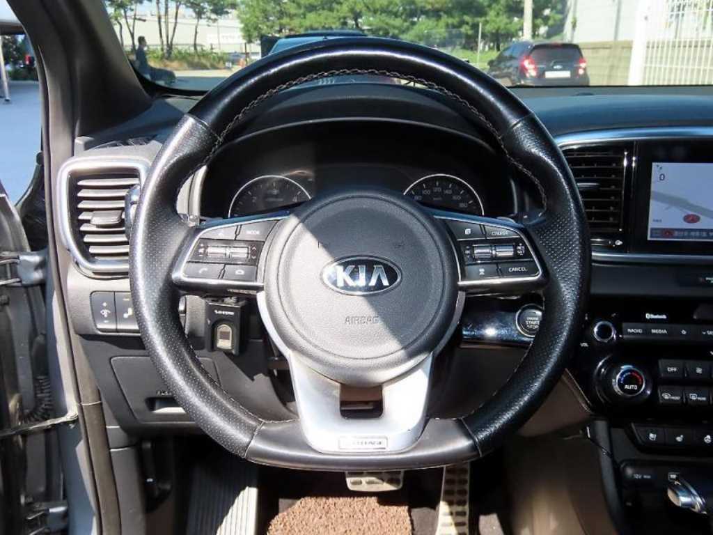 Kia Sportage — photo 09