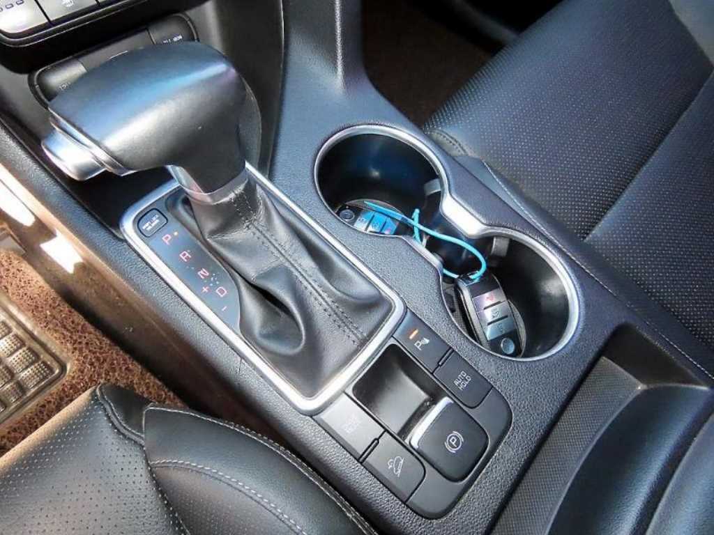 Kia Sportage — photo 11