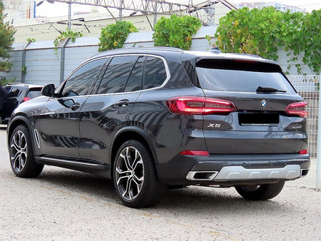 BMW X5 — photo 03
