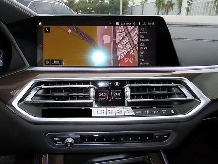 BMW X5 — photo 14