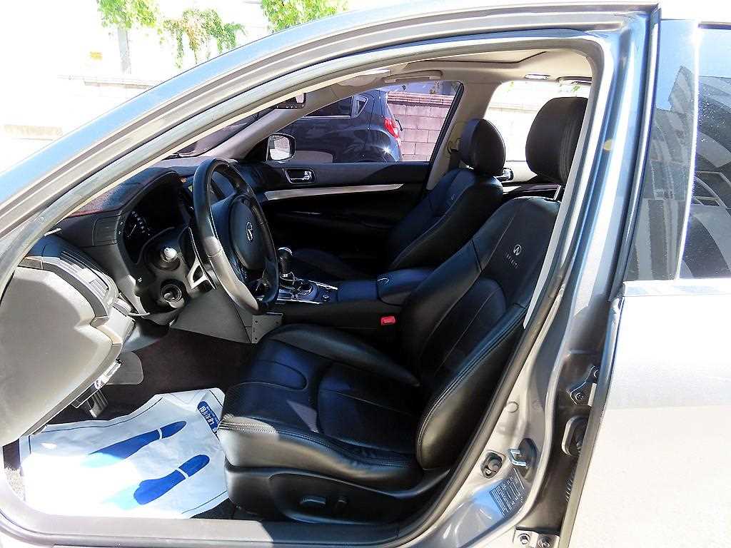 Infiniti G — photo 05