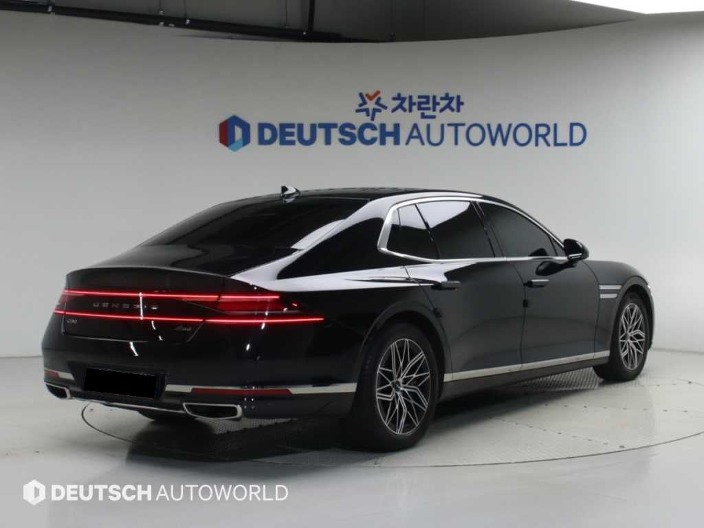 Genesis G90 — photo 02