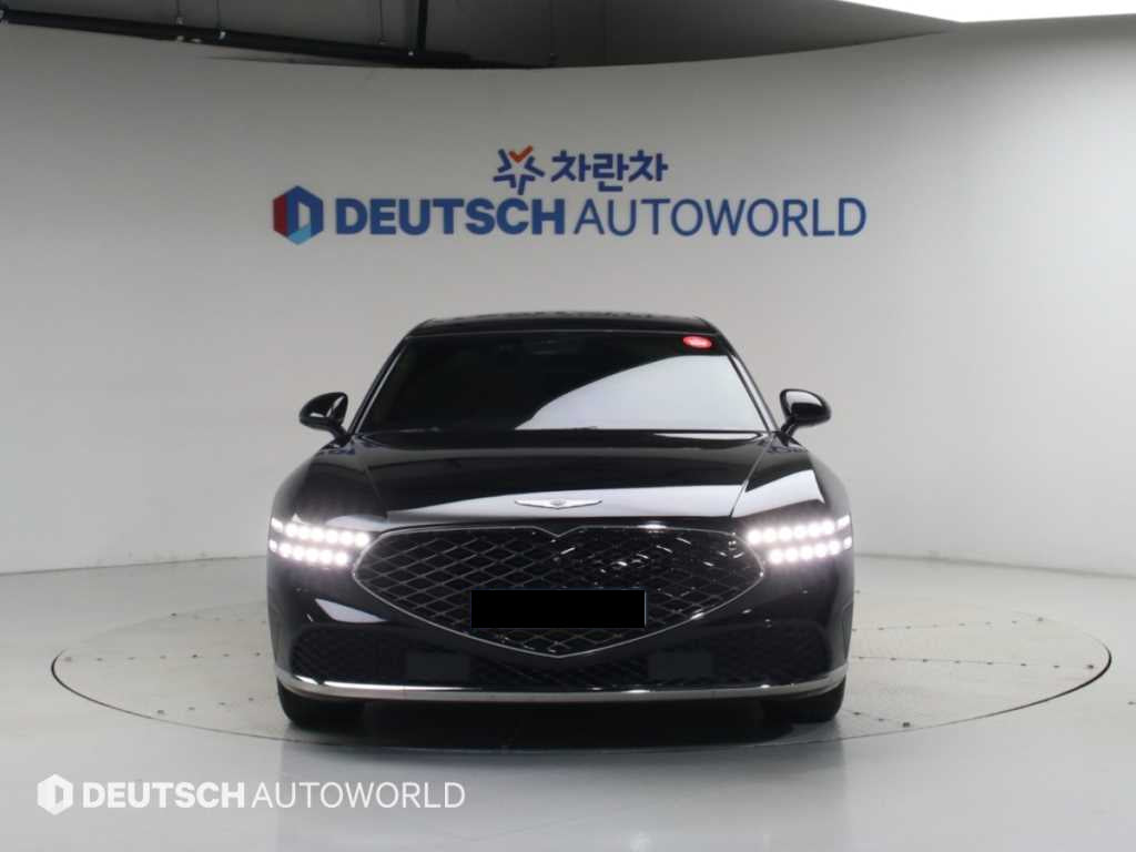 Genesis G90 — photo 03