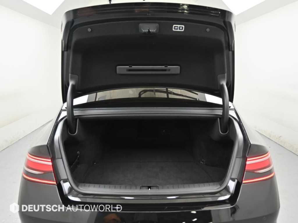 Genesis G90 — photo 19