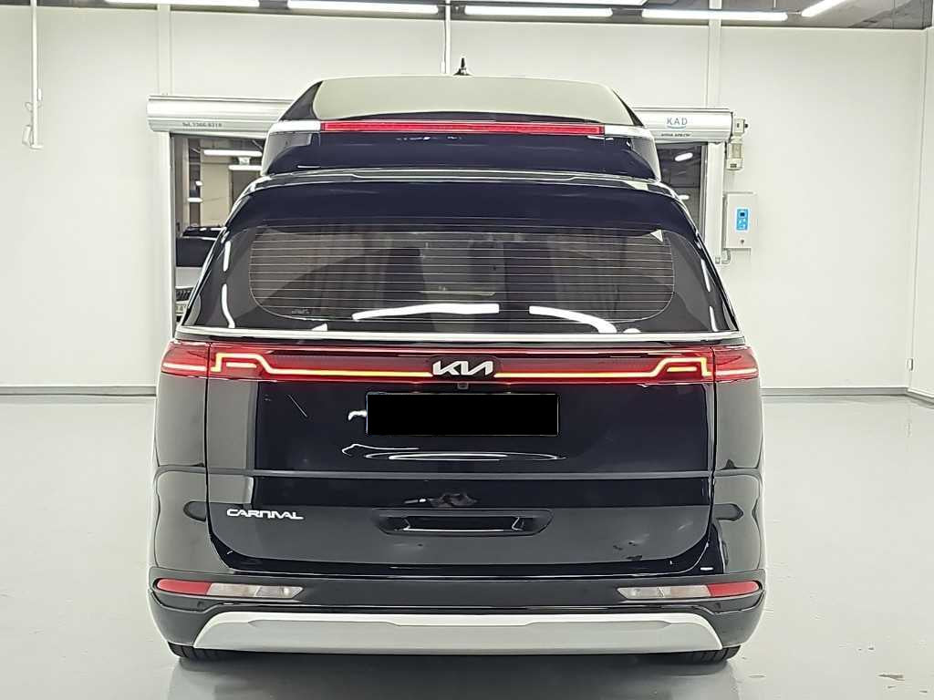 Kia Carnival — photo 03
