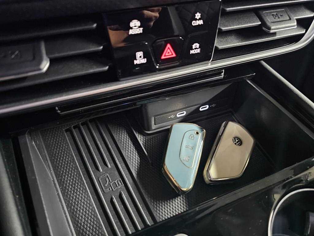 Volkswagen Atlas — photo 17