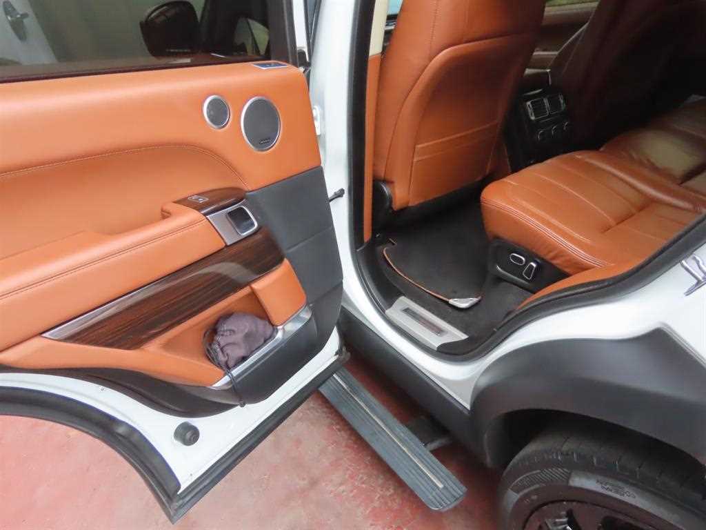 Land Rover Range Rover — photo 07