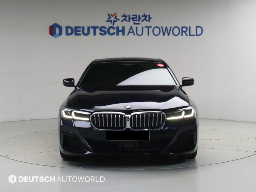 BMW 5-Series — photo 03