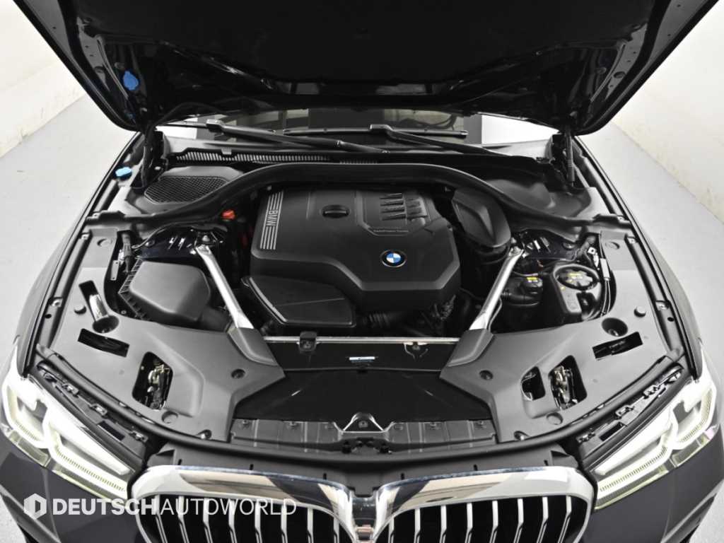 BMW 5-Series — photo 06