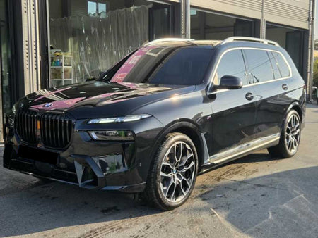 BMW X7 — photo 01
