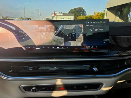 BMW X7 — photo 12