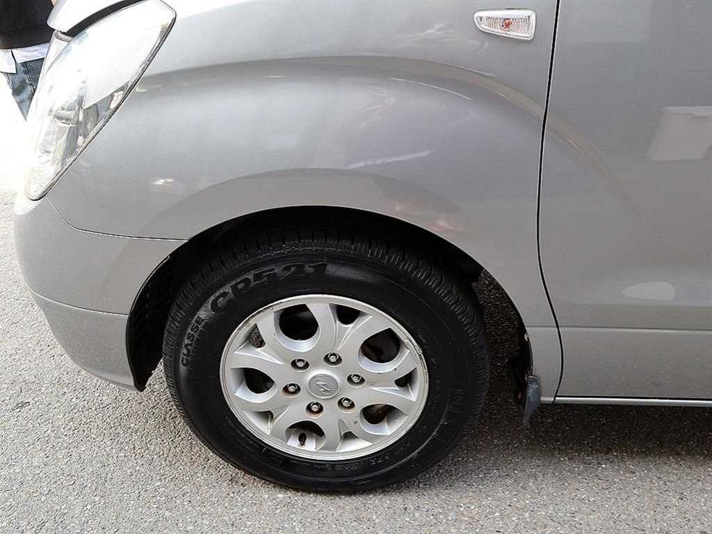 Hyundai Starex — photo 14
