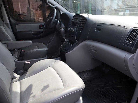 Hyundai Starex — photo 19