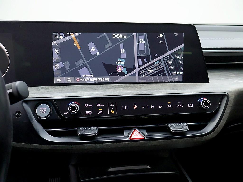 Kia K8 — photo 09