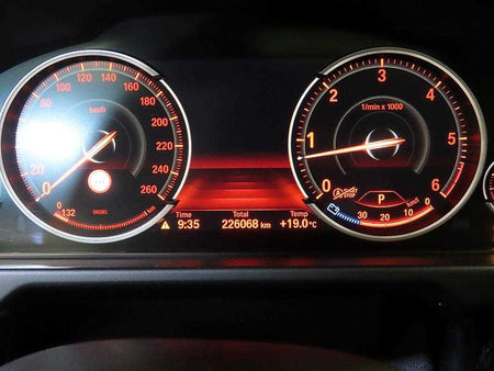 BMW X6 — photo 09