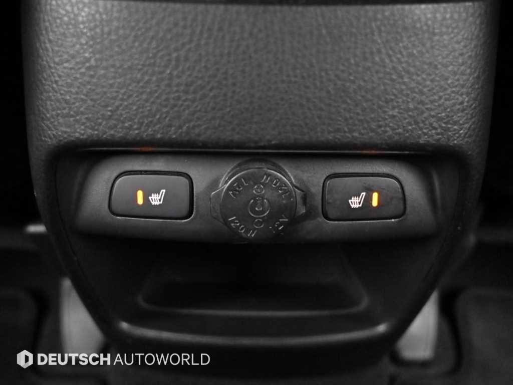 Kia Sorento — photo 16