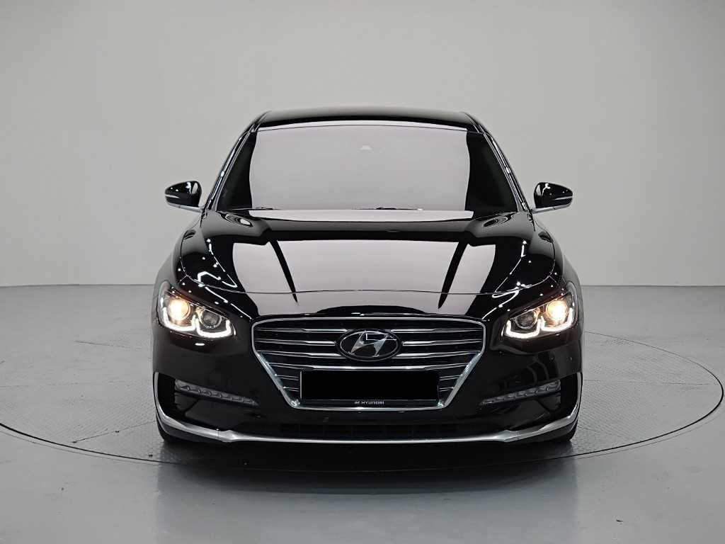Hyundai Grandeur — photo 02