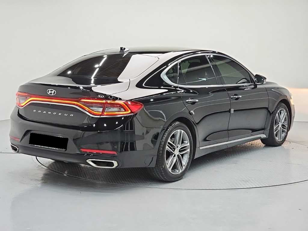 Hyundai Grandeur — photo 04
