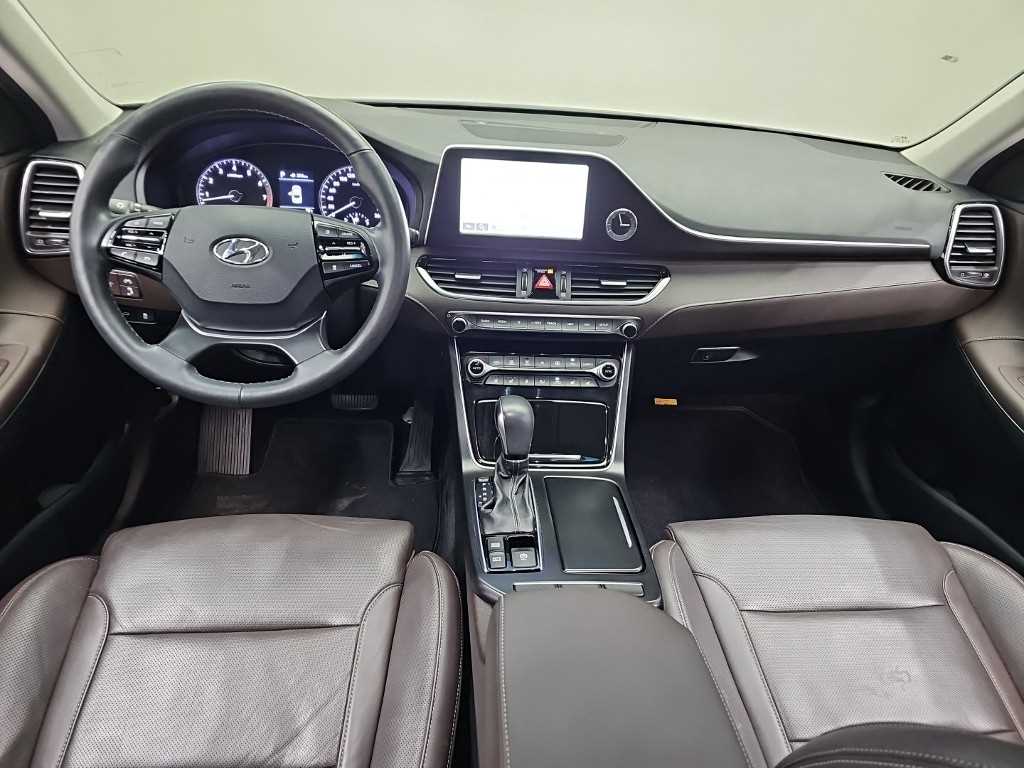 Hyundai Grandeur — photo 07