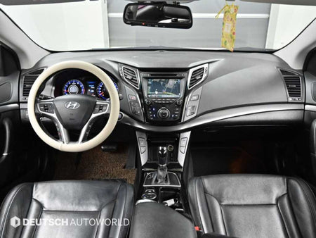 Hyundai i40 — photo 07