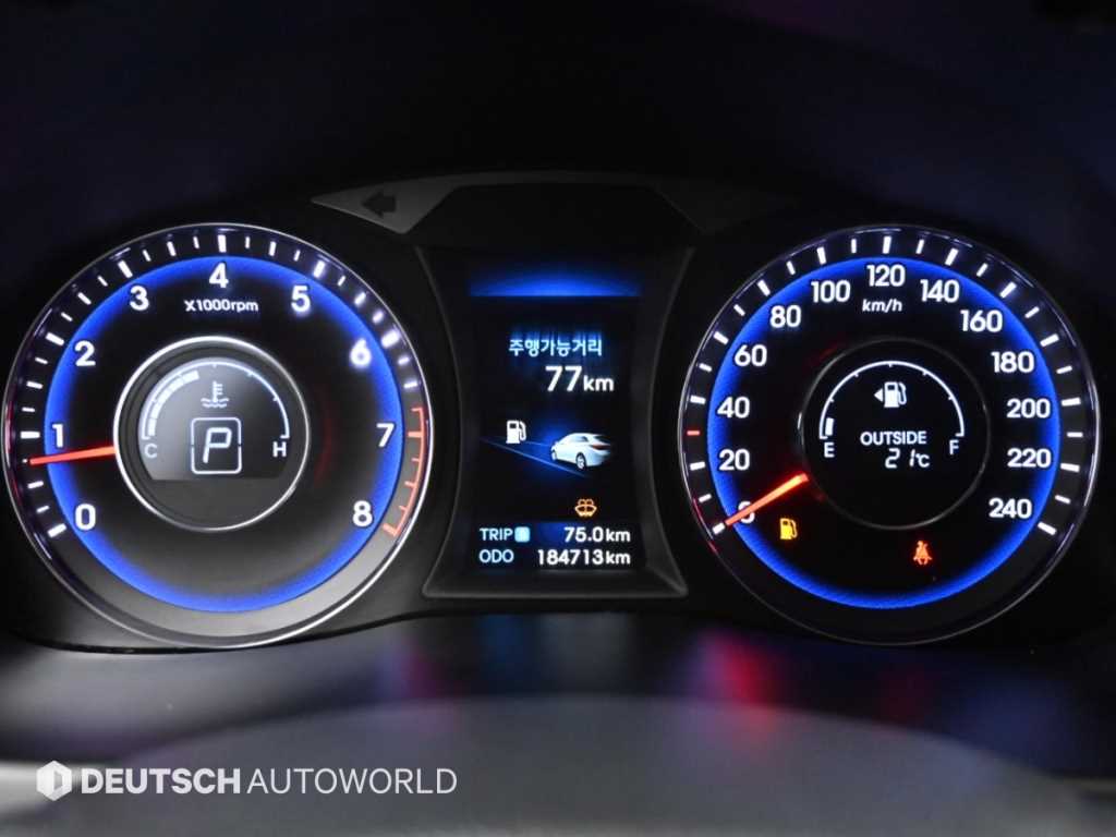 Hyundai i40 — photo 08