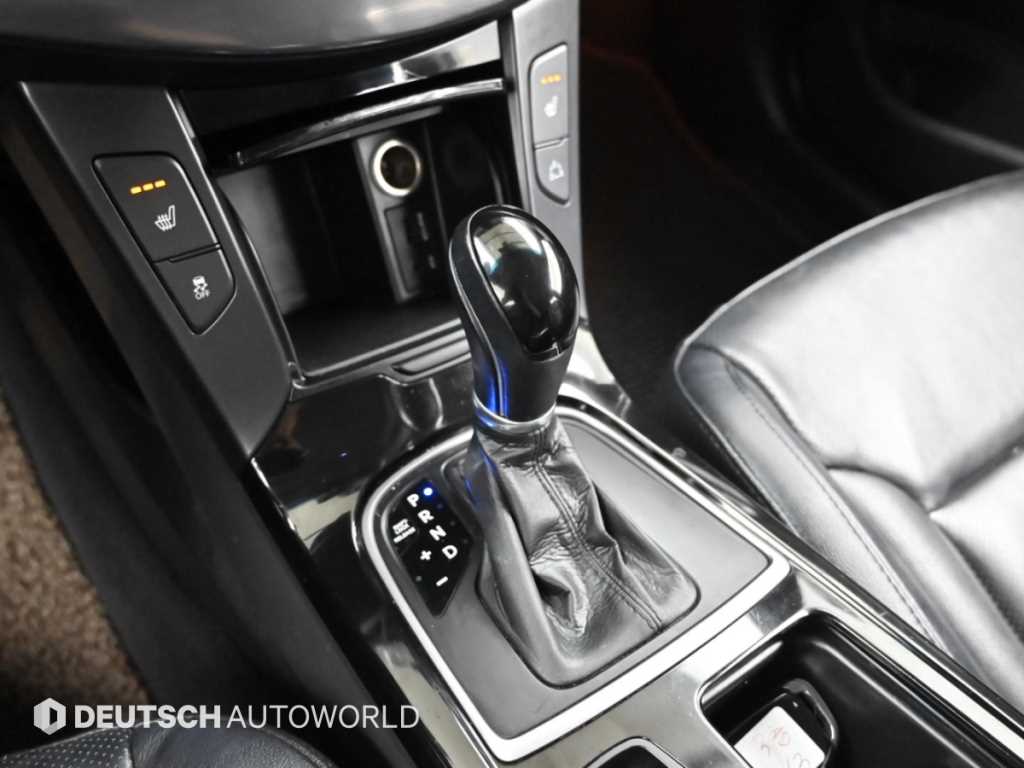 Hyundai i40 — photo 09