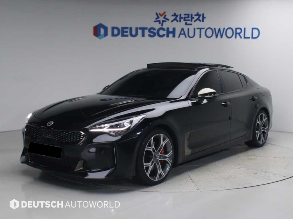 Kia Stinger — photo 01