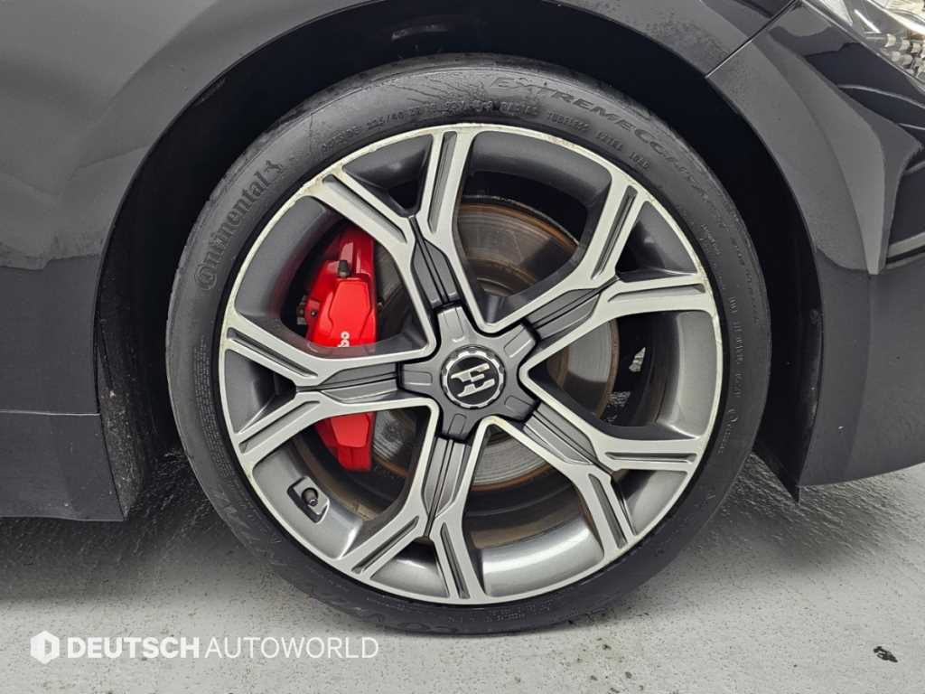 Kia Stinger — photo 06