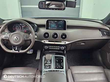 Kia Stinger — photo 08