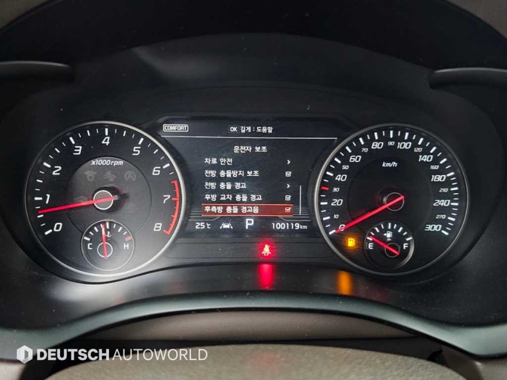 Kia Stinger — photo 09