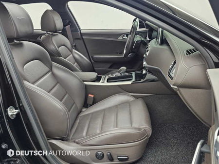 Kia Stinger — photo 12