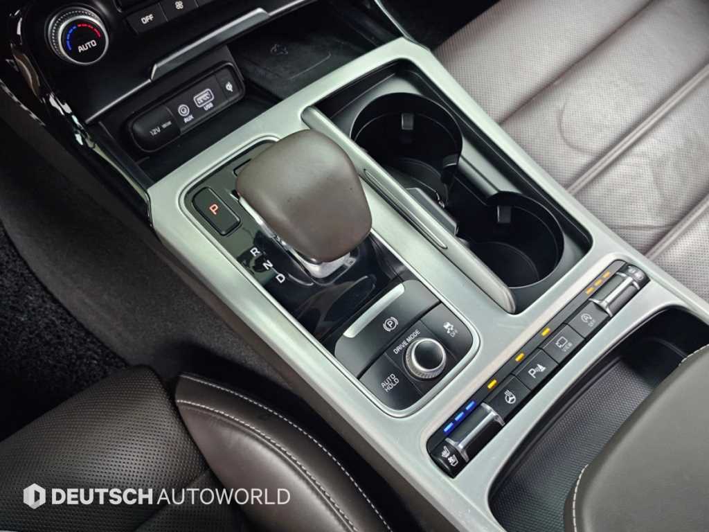 Kia Stinger — photo 18
