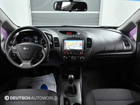 Kia K3 — photo 07