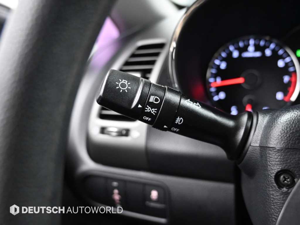 Kia K3 — photo 18