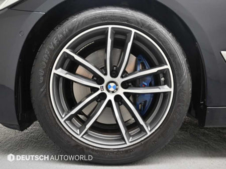BMW 5-Series — photo 06