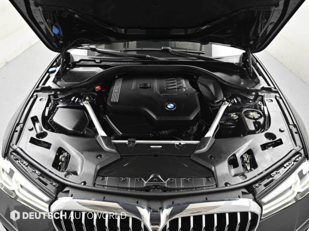BMW 5-Series — photo 07