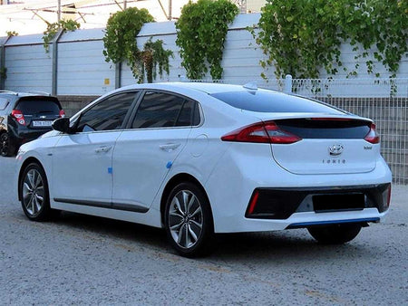 Hyundai Ioniq — photo 03