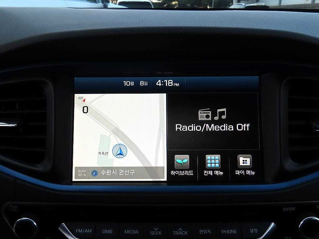 Hyundai Ioniq — photo 14