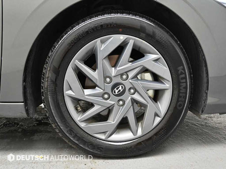 Hyundai Avante — photo 05