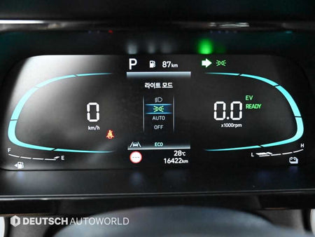Hyundai Avante — photo 08