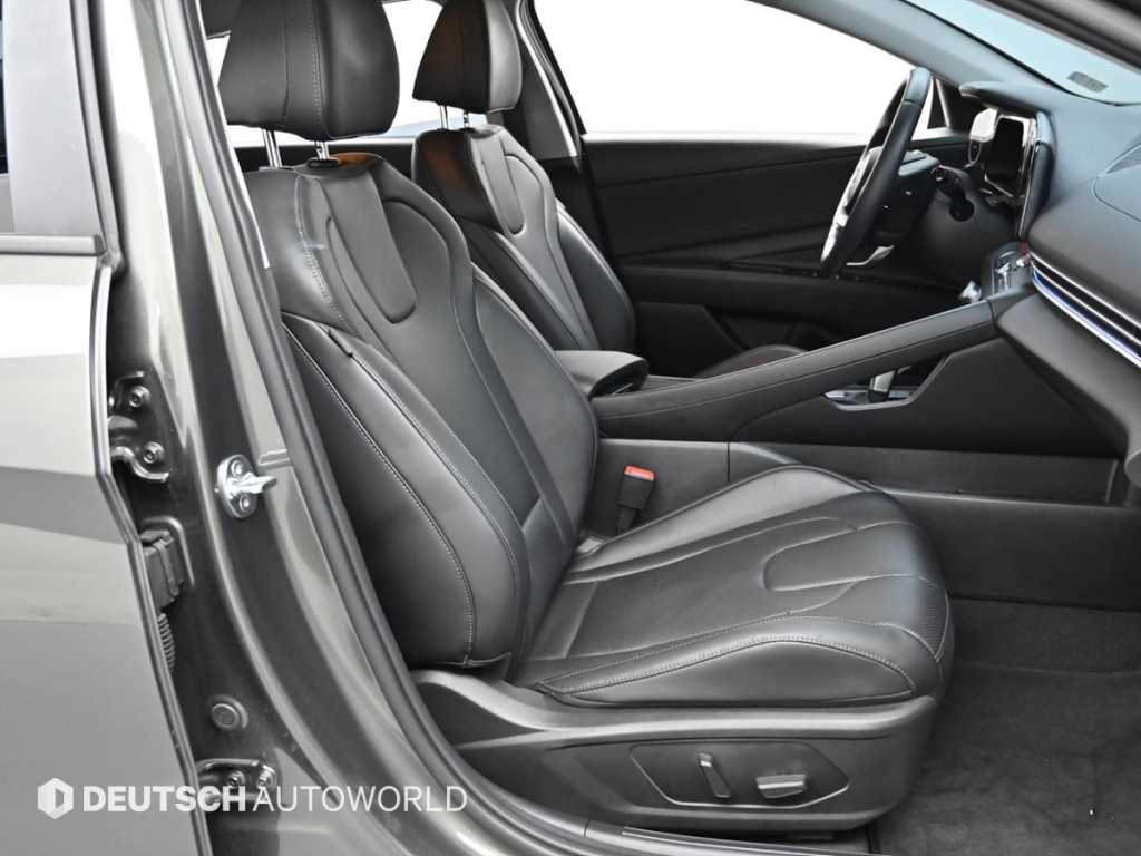 Hyundai Avante — photo 10