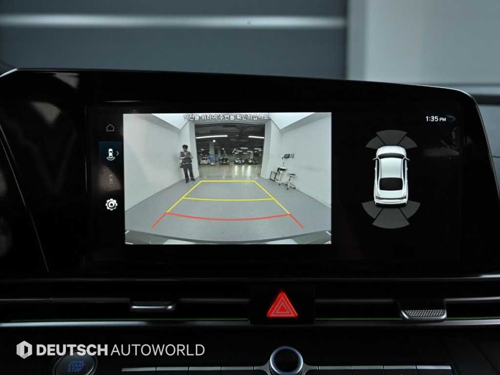 Hyundai Avante — photo 15