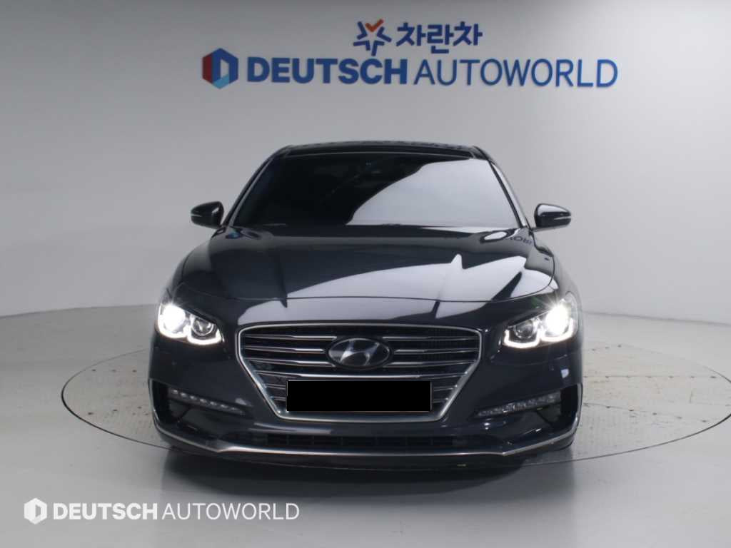 Hyundai Grandeur — photo 03